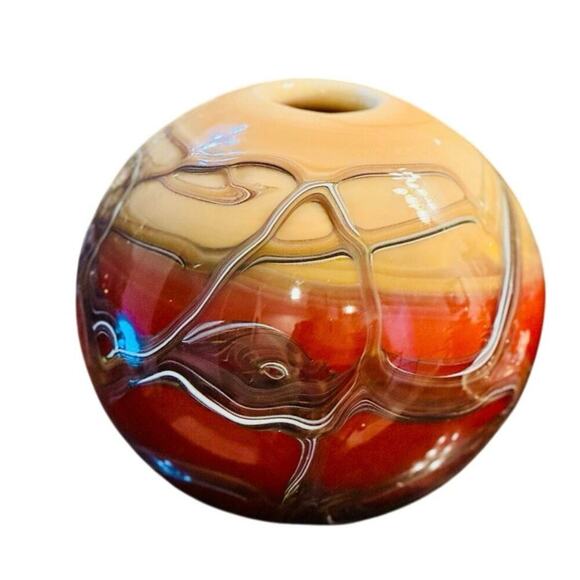 Hand-Blown Venetian Glass Vase - Picture 1 of 8